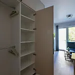 Blue Garden By Fengshui4u, Prywatny Ogrodek, Bezplatny Parking, Nowy Budynek, Dostep Na Kod Apartment *
