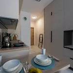 Apartment Blue Garden By Fengshui4u, Prywatny Ogrodek, Bezplatny Parking, Nowy Budynek, Dostep Na Kod