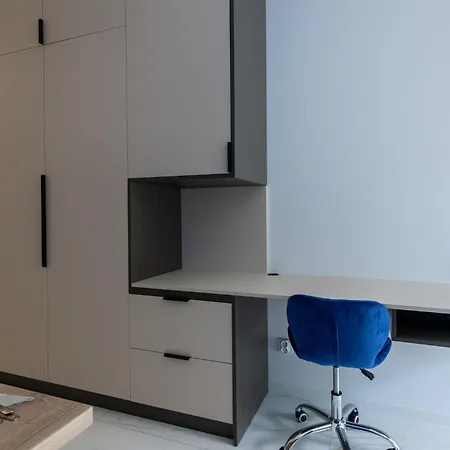 Blue Garden By Fengshui4u, Prywatny Ogrodek, Bezplatny Parking, Nowy Budynek, Dostep Na Kod