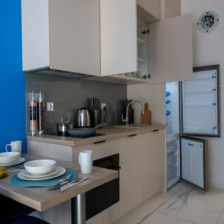 Blue Garden By Fengshui4u, Prywatny Ogrodek, Bezplatny Parking, Nowy Budynek, Dostep Na Kod Apartman Łódź