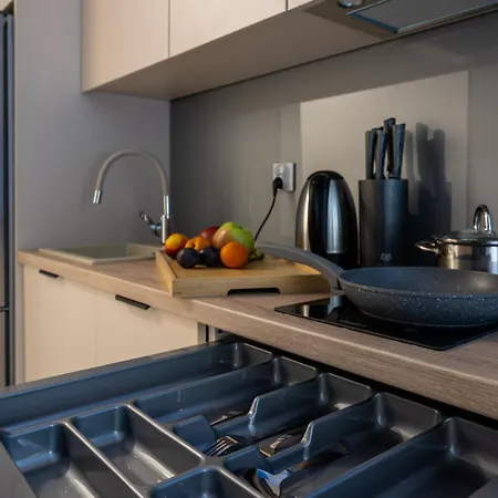 Blue Garden By Fengshui4u, Prywatny Ogrodek, Bezplatny Parking, Nowy Budynek, Dostep Na Kod Apartman Łódź