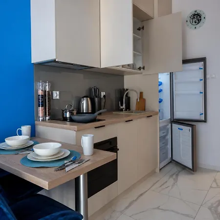 Blue Garden By Fengshui4u, Prywatny Ogrodek, Bezplatny Parking, Nowy Budynek, Dostep Na Kod Апартаменты Лодзь