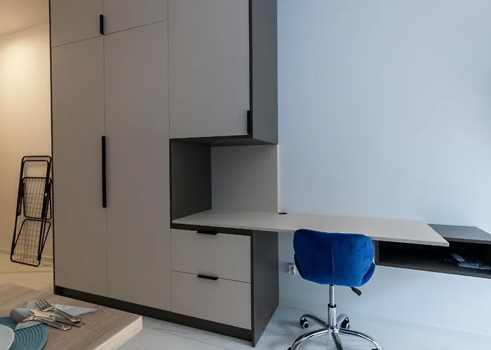 Blue Garden By Fengshui4u, Prywatny Ogrodek, Bezplatny Parking, Nowy Budynek, Dostep Na Kod